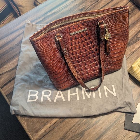 Brahmin Brown Crocodile Embossed Women's Bag - Picture 1 of 13